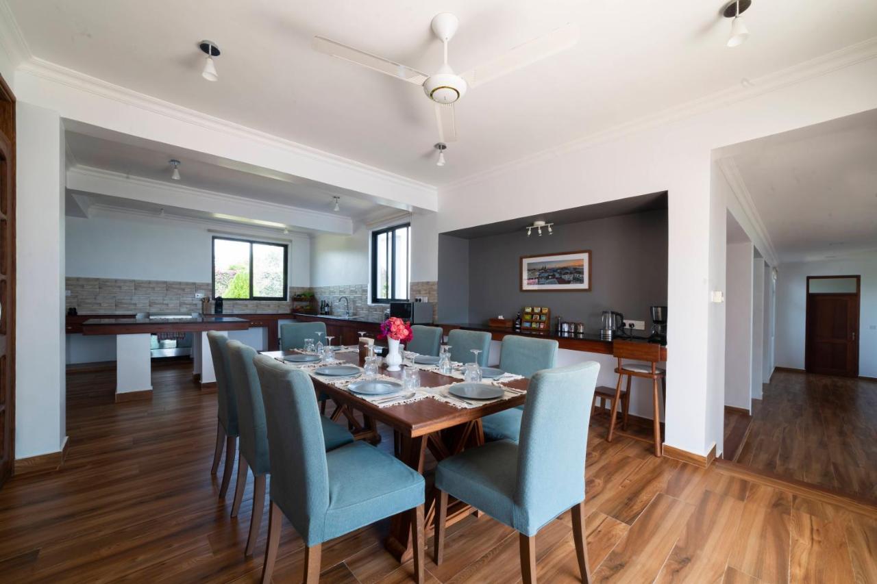 Kena Beach Villas Marumbi ภายนอก รูปภาพ