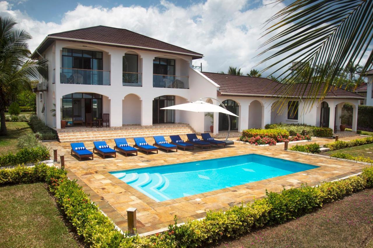 Kena Beach Villas Marumbi ภายนอก รูปภาพ